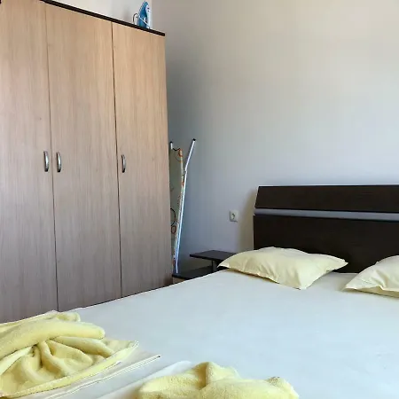 Apartment Mellia *